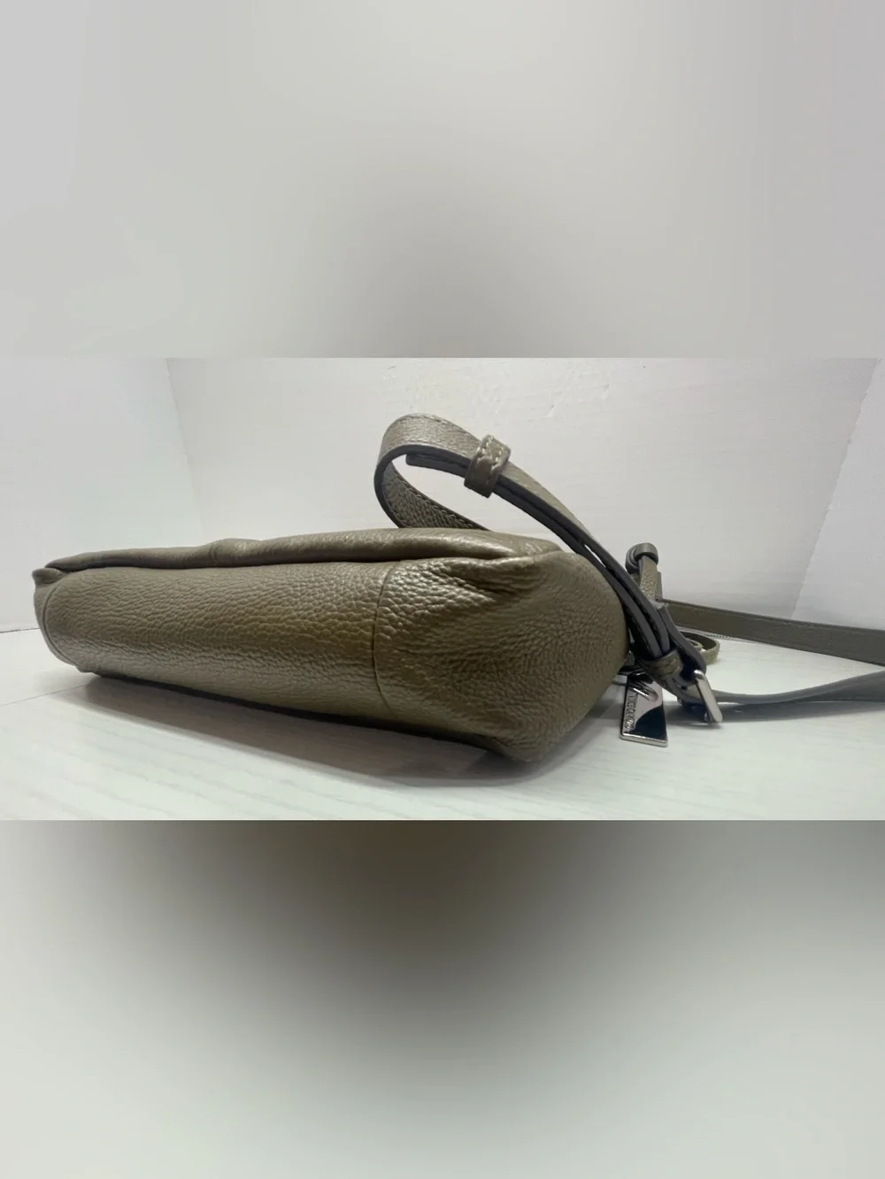 VINCE CAMUTO “Miles” Leather Crossbody Bag - Olive Green